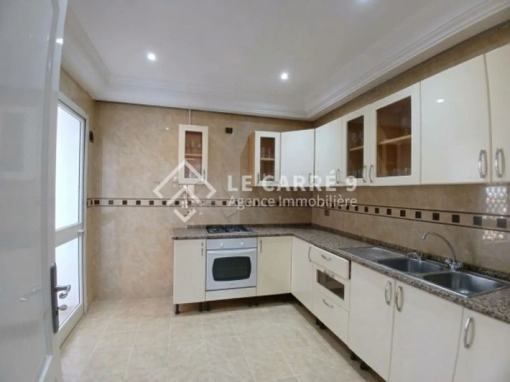 A louer Appartement S3 à Ain Zaghouan Nord, photo 2