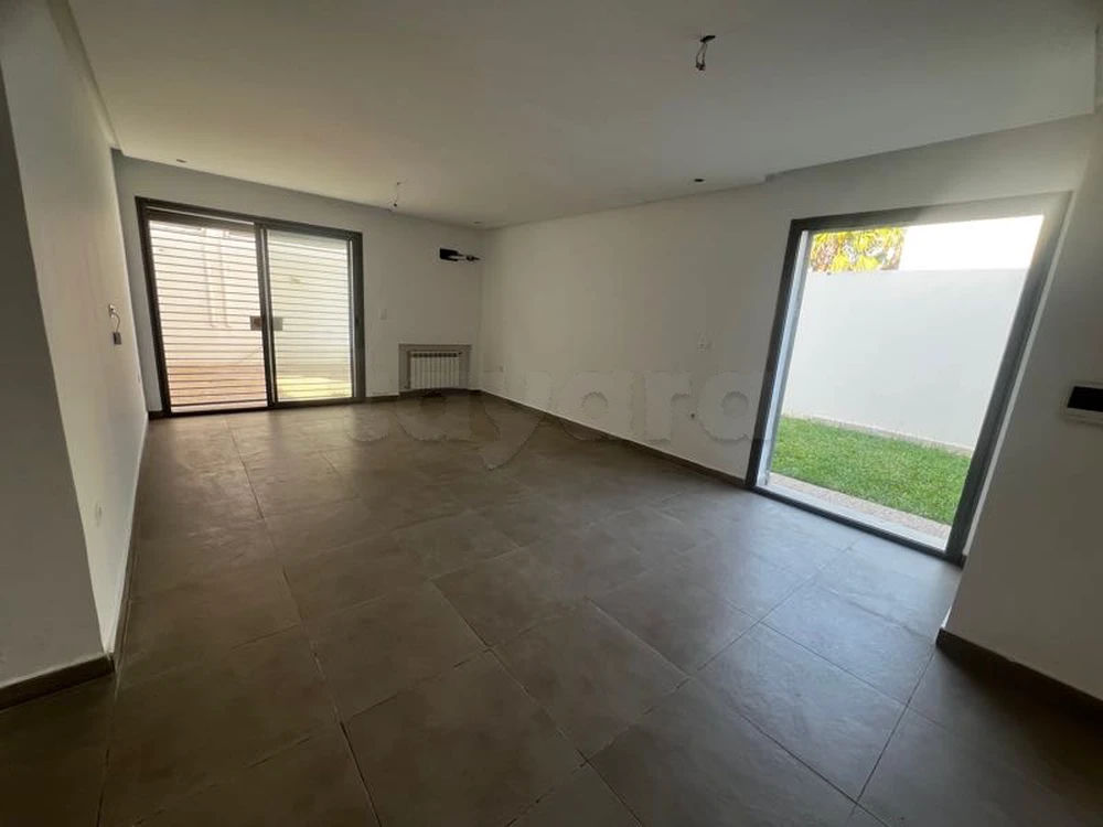 RIADH EL ANDALOUS : TRIPLEX S+4 DE HAUT STANDING À LOUER, photo 4