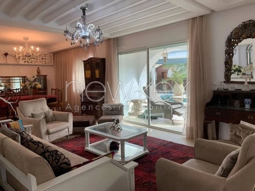 Superbe Villa S+4 avec piscine à Louer La Soukra, photo 4