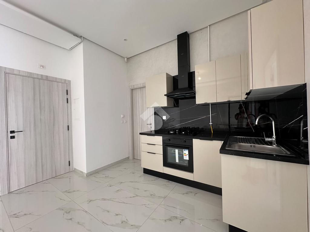 S+1 en location – Ennasr, Rue residence florancia - Jardins D'Ennasr, صورة 3