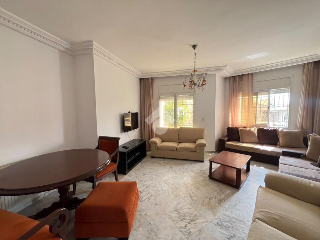 S+4 en location – Ennasr, Avenue Hédi Nouira - Ennasr 2, photo 1
