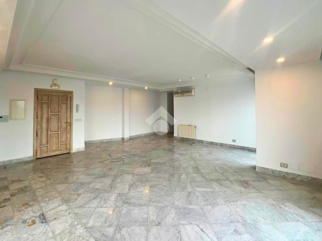 S+3 en location – Les Berges Du Lac, Rue du dolar - Le Lac 2, photo 3