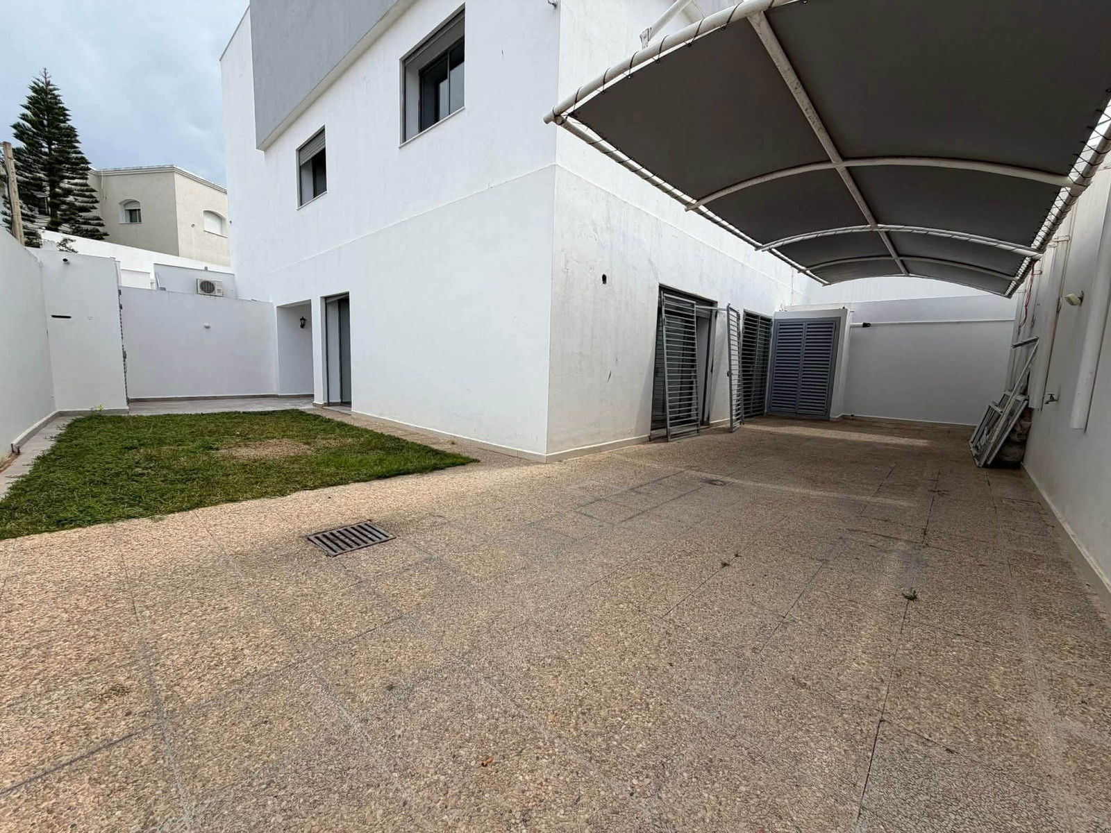 Triplex s4 riadh el andalous, صورة 1