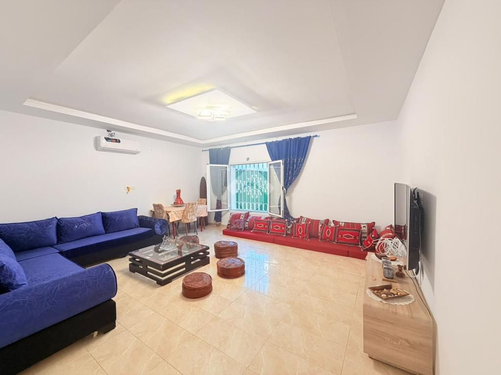 Villa jumelée en location – Hammamet, Cité Rommen - Hammamet Nord, photo 3
