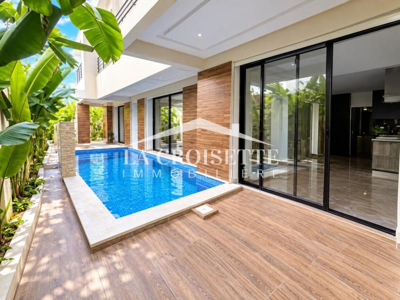 Duplex S+5 avec piscine aux Jardins de Carthage MDL0690, photo 1