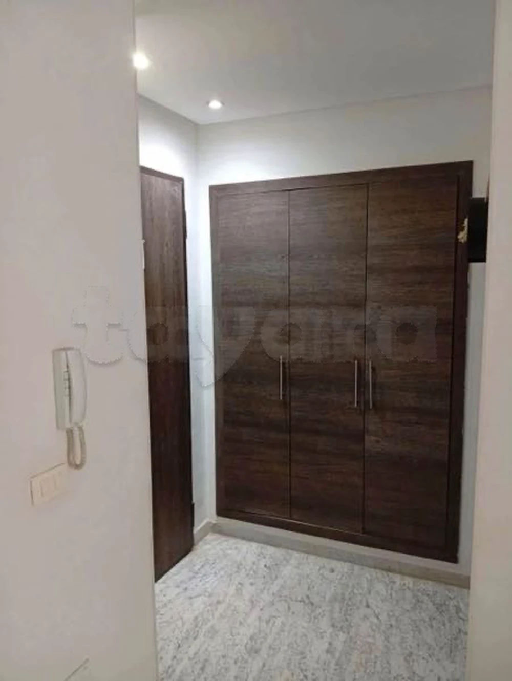 đJARDINS DâEl MENZAH 1 : APPARTEMENT S+1 RICHEMENT MEUBLĂ Ă LOUER, photo 5