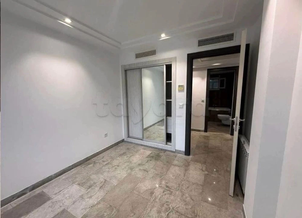 📍 ENNASR 2 APPARTEMENT S+4 À LOUER, photo 2