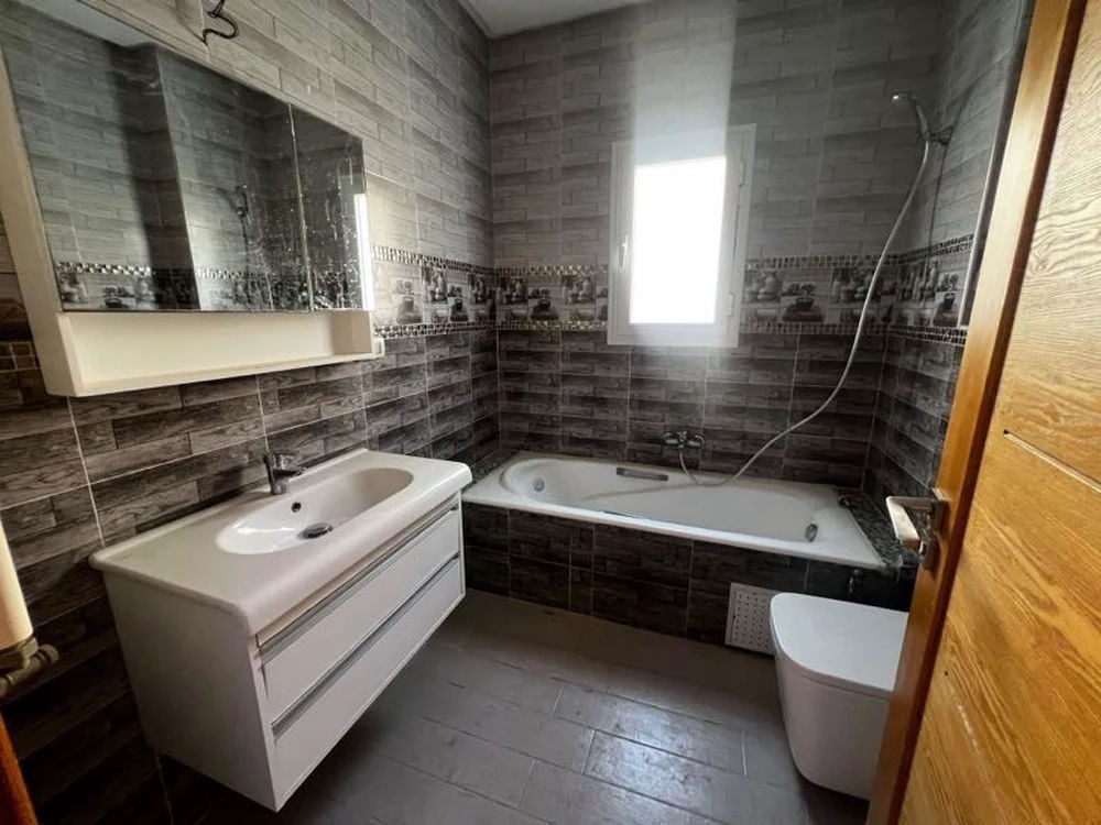 đENKHILETTE : APPARTEMENT S+3 A LOUER, photo 4