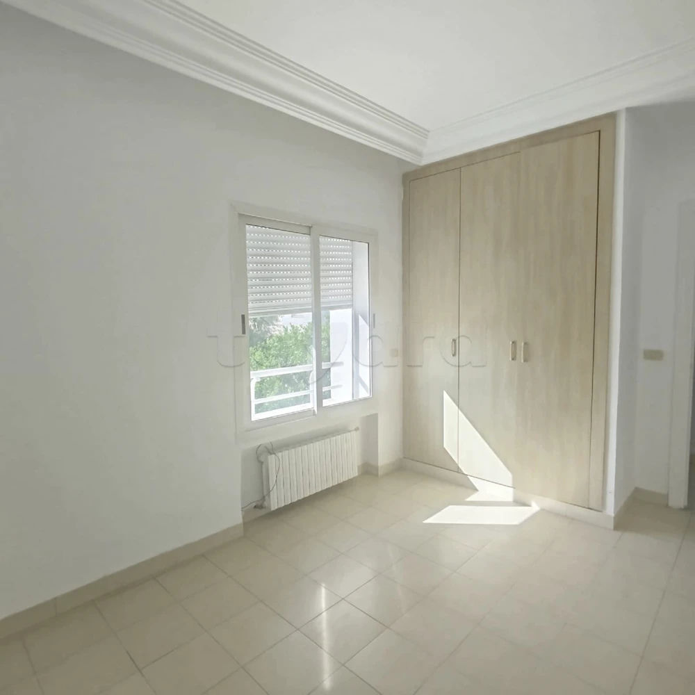 🎈A louer un joli étage de villa S+3 à Ennasr2, photo 4