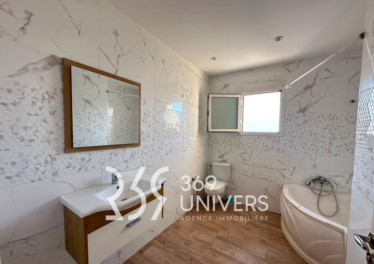 Appartement avec terrasse à la marsa ref ra189, صورة 4