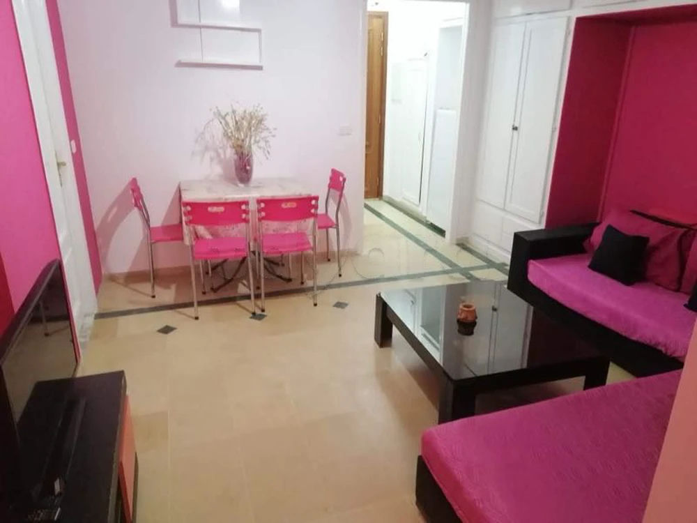 location appartement meublé par nuit à Tunis route la Marsa une chambre salon, photo 3