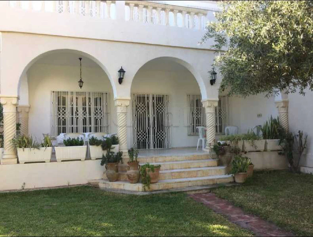 Hammamet : location grande villa s + 4, à 5 minutes de la plage, photo 1