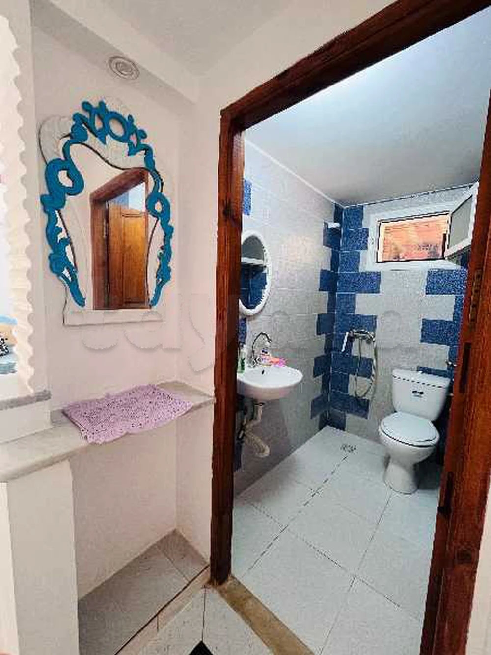 El haouaria
Studio climatisé meublé bien équipé plus Wi-Fi, photo 4