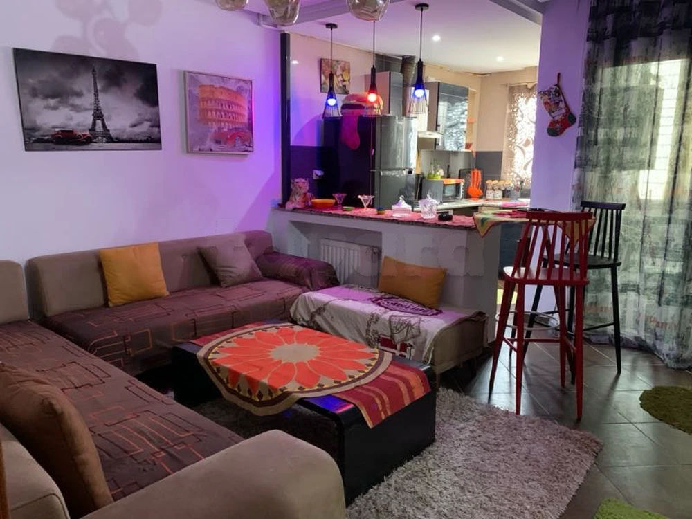 a louer studio meublé ennasr, photo 1