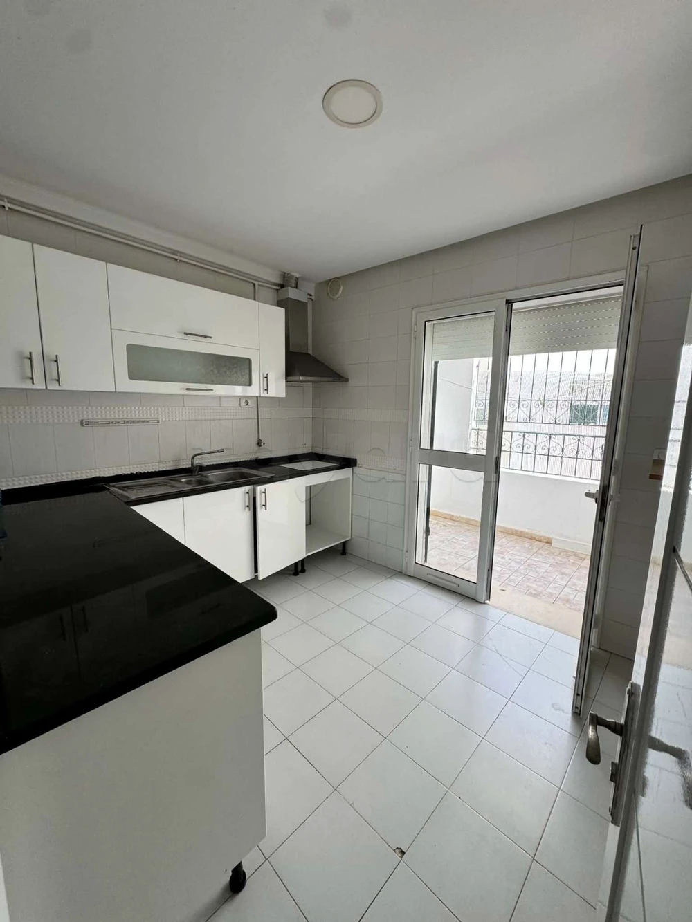 À louer S+3 à Ain Zaghouan – Résidence privée, photo 4