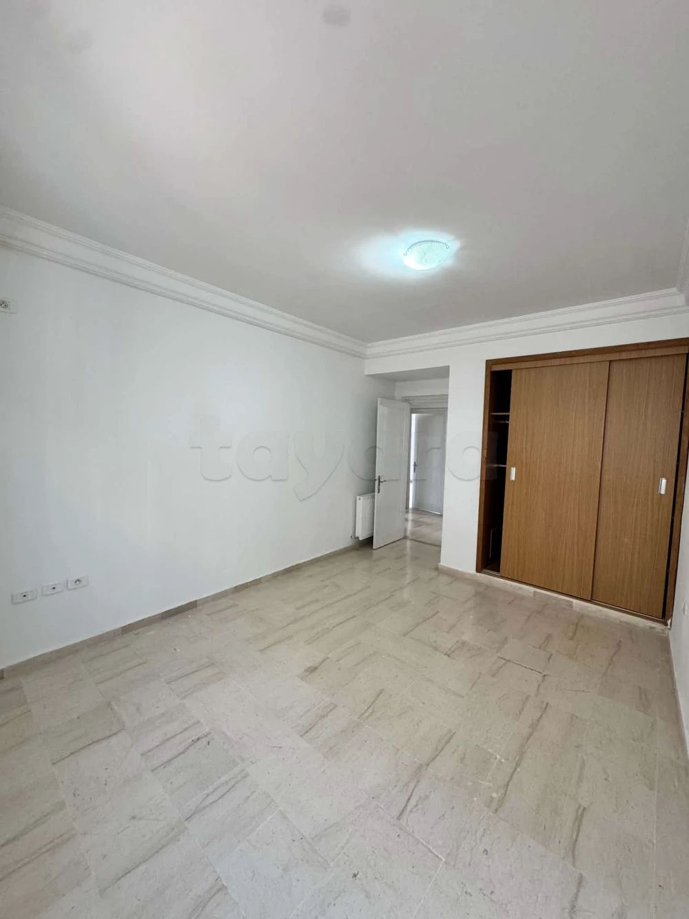 À louer S+3 à Ain Zaghouan – Résidence privée, photo 5