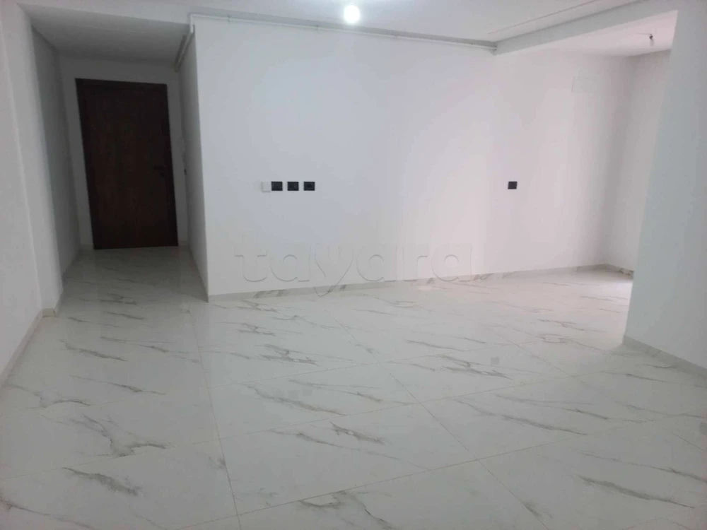 A louer Appartement S+2 près Ben Yaghlen cité el Wahat, photo 2