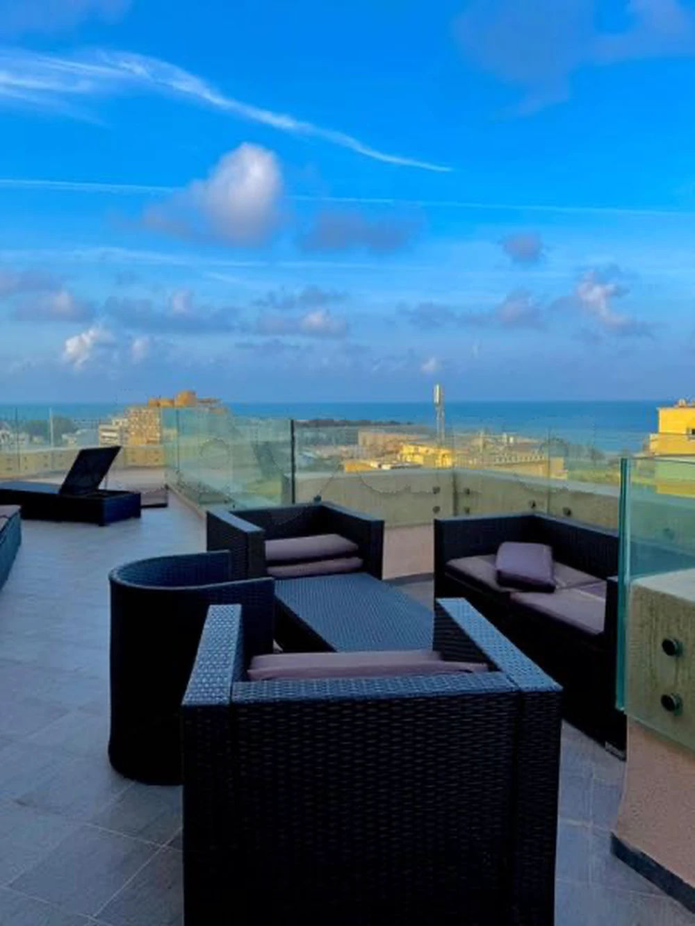 a louer une belle peinthouse s3 haut standing avec parking sous sol a sousse, صورة 2
