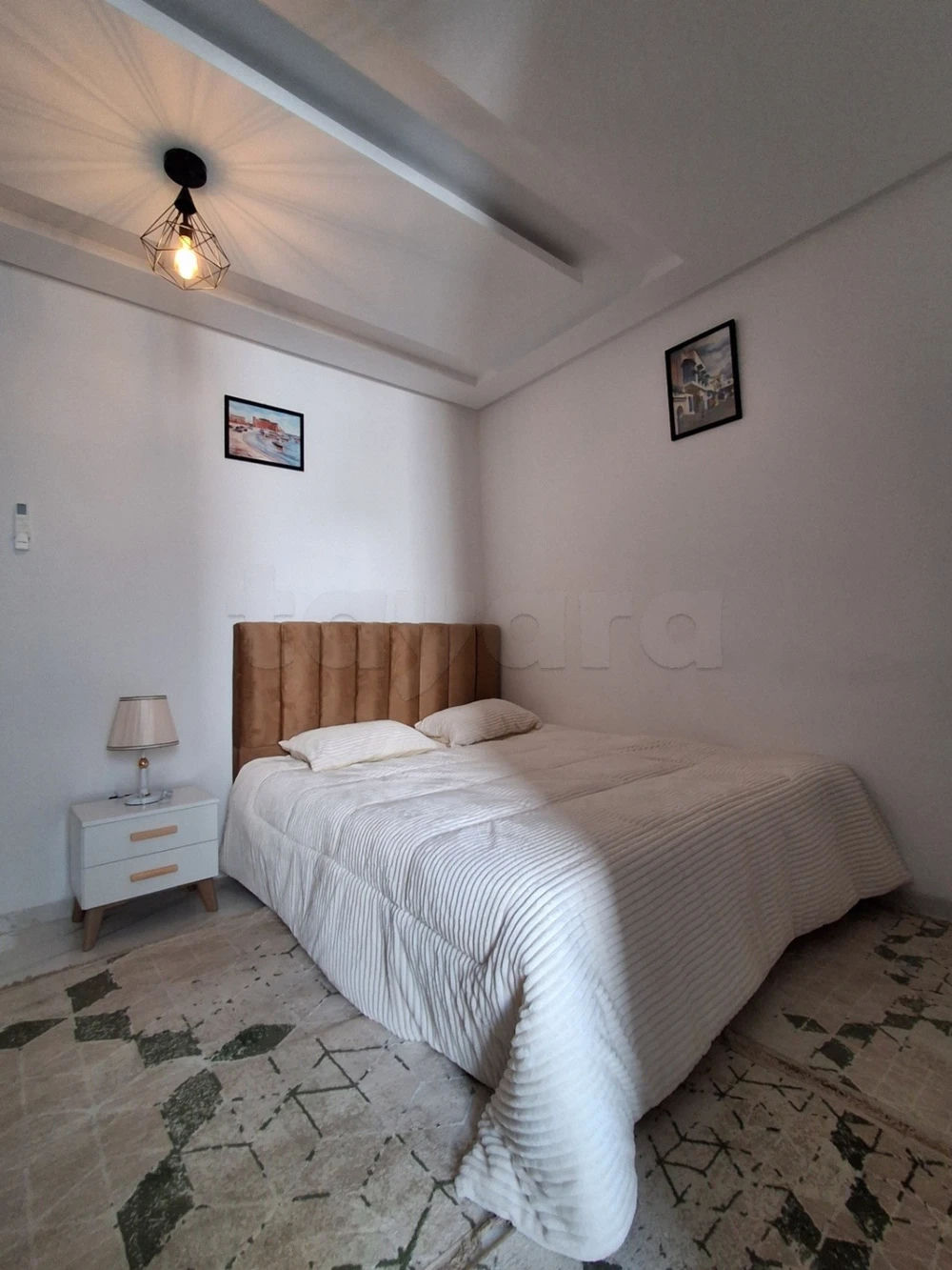 Studio à louer par nuitée - disponible, photo 1