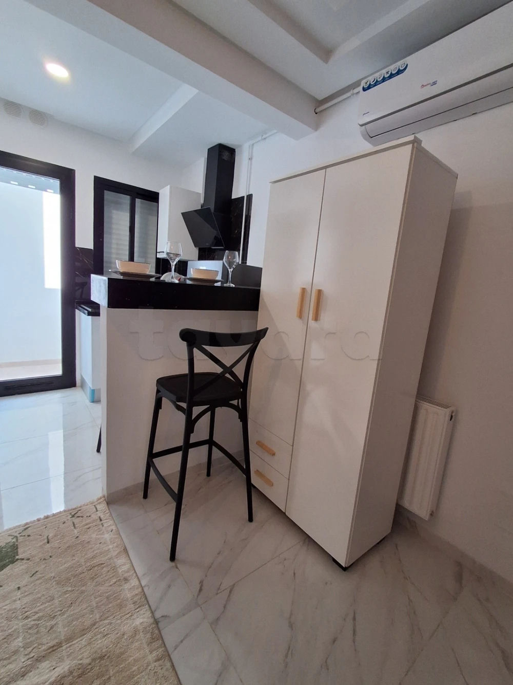 Studio à louer par nuitée - disponible, photo 3