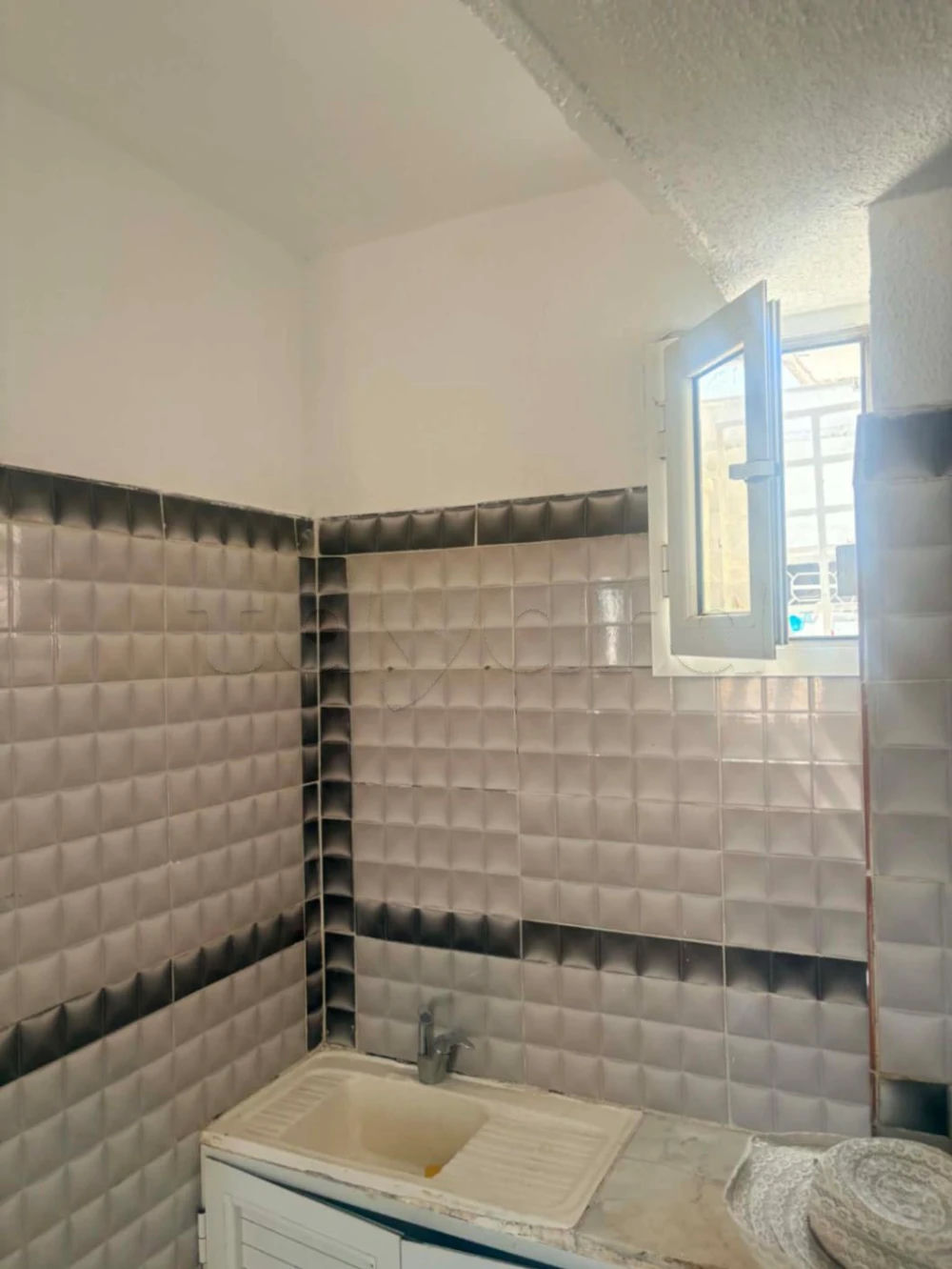 A louer appartement beb el khadra, صورة 5