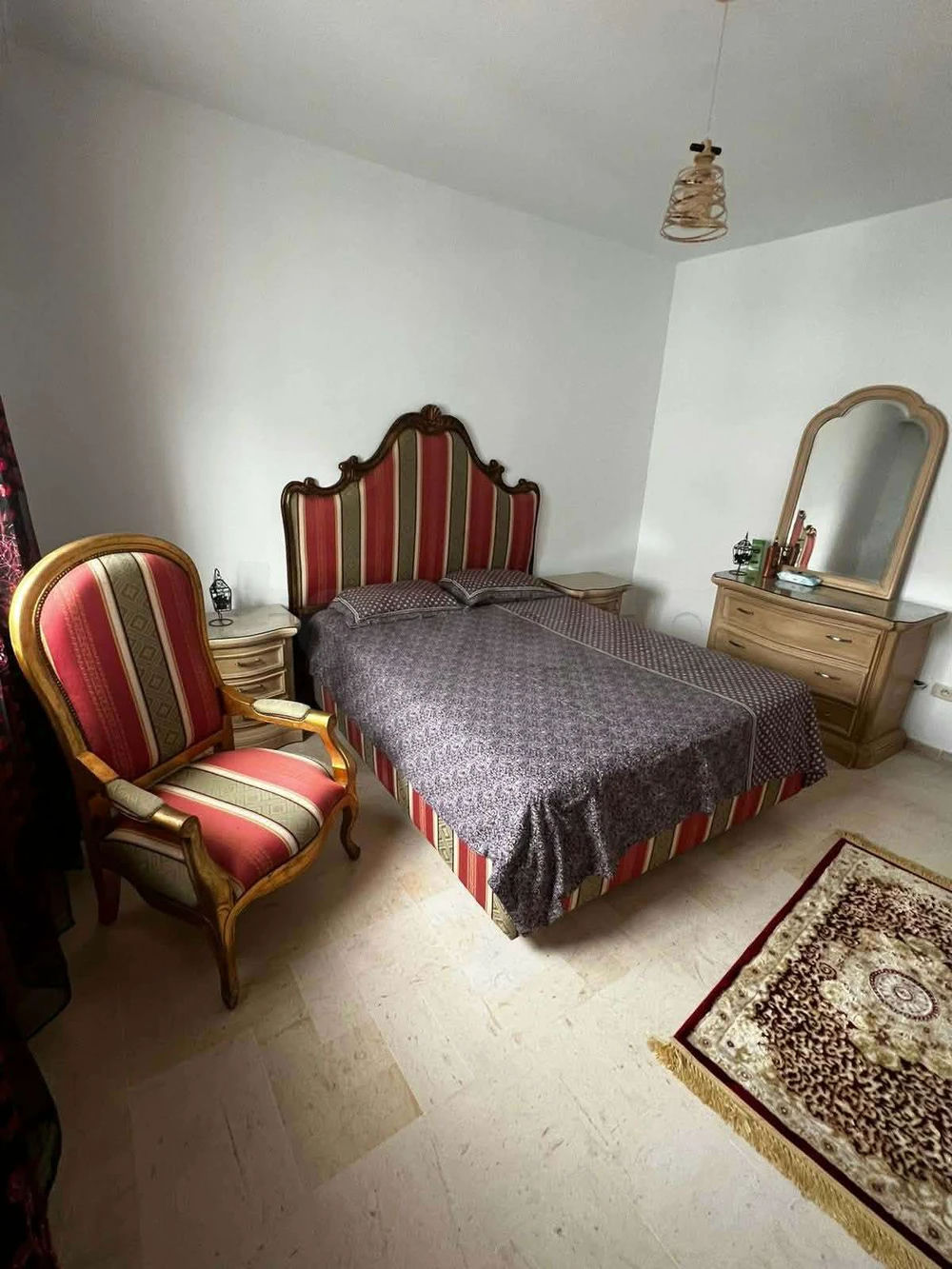 A Louer appartement s3 richement meublé avec abri de voiture a cité el wahatt, photo 2