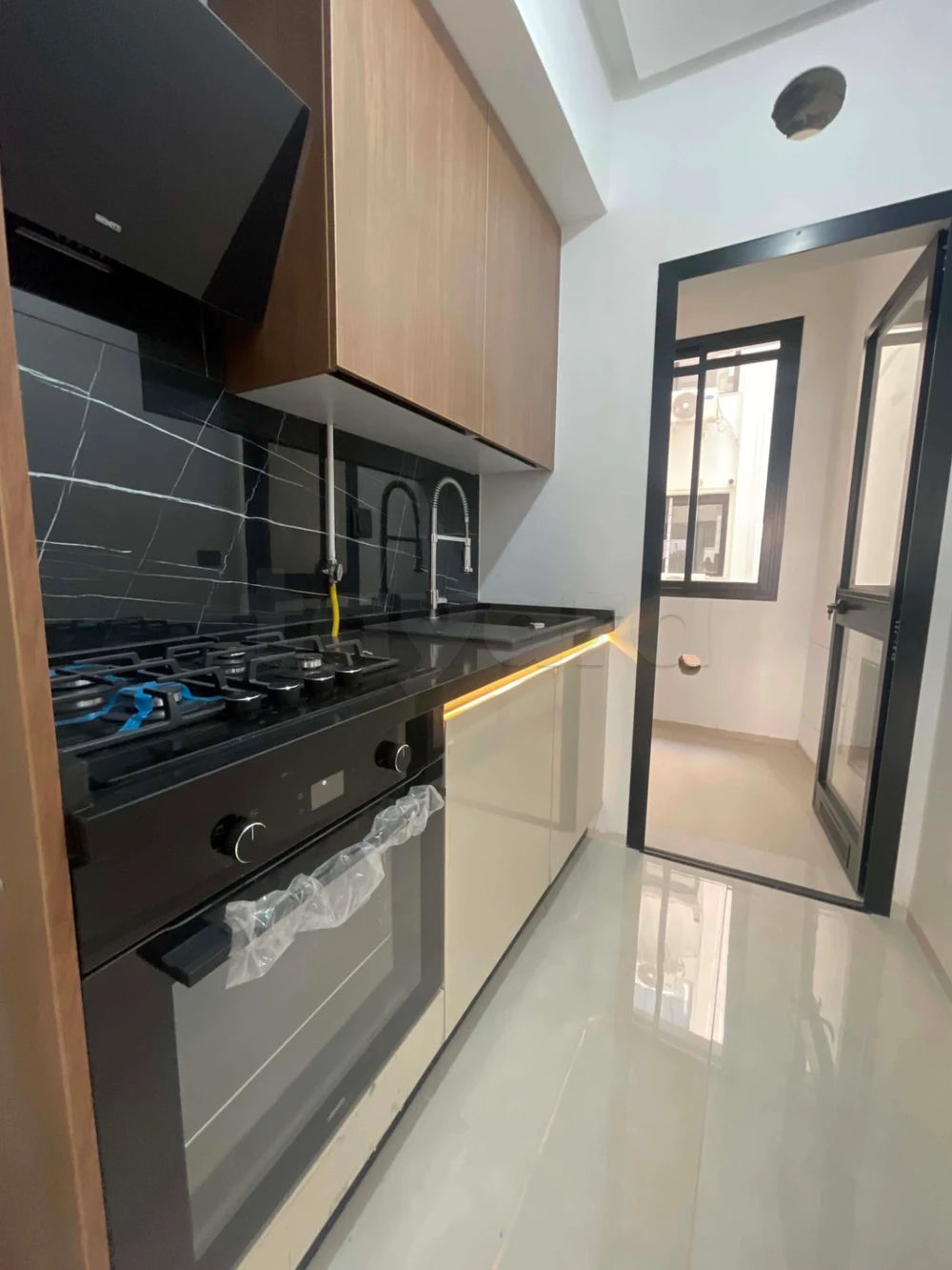 🏡 À LOUER – S+1 NEUF JAMAIS HABITÉ À ENNASR 2, photo 1