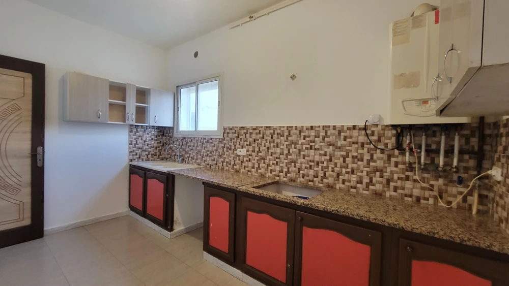 À louer un appartement s+2 à Ain Zaghouan, صورة 2