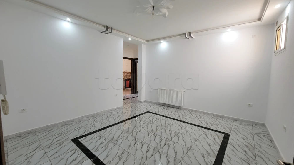 À louer un appartement s+2 à Ain Zaghouan, صورة 4