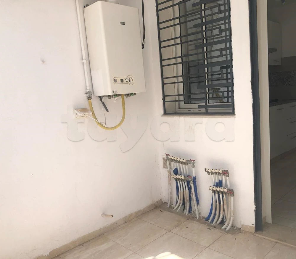 A louer à l’année à Hammamet nord un appartement S+1, photo 4