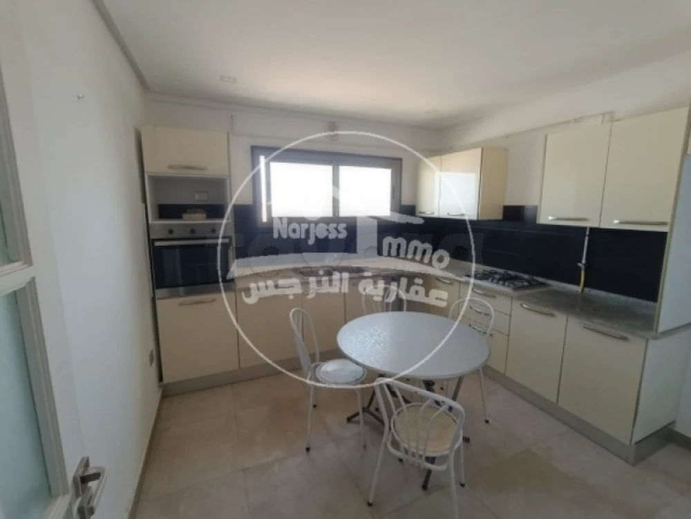À Louer – Appartement S+2 à route de la plage, photo 5