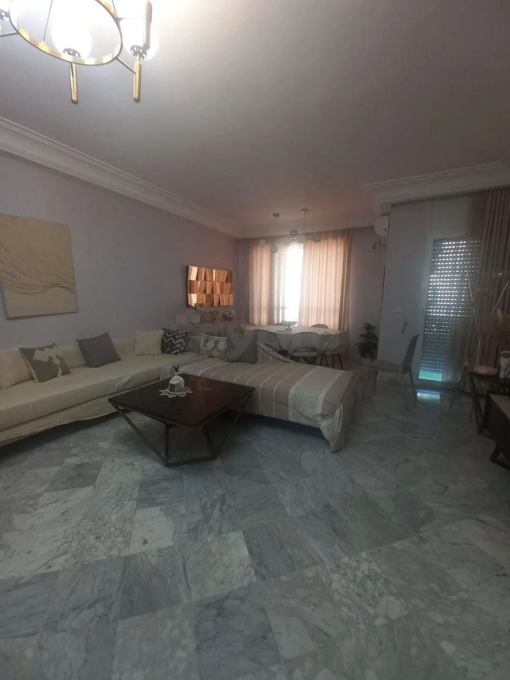 location ennasr s+3 rénové avenue hedi nouira, صورة 2