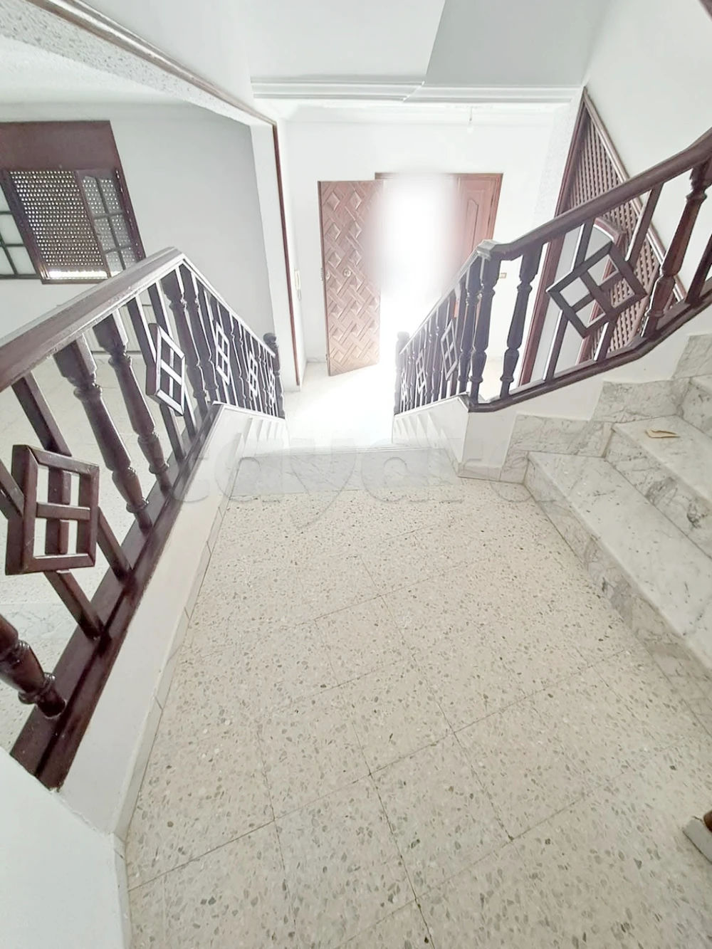 Location grande villa Ennasr 2, photo 4