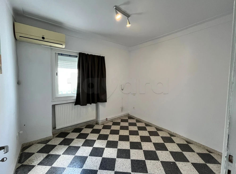 A louer à l’année un spacieux appartement S3, photo 1