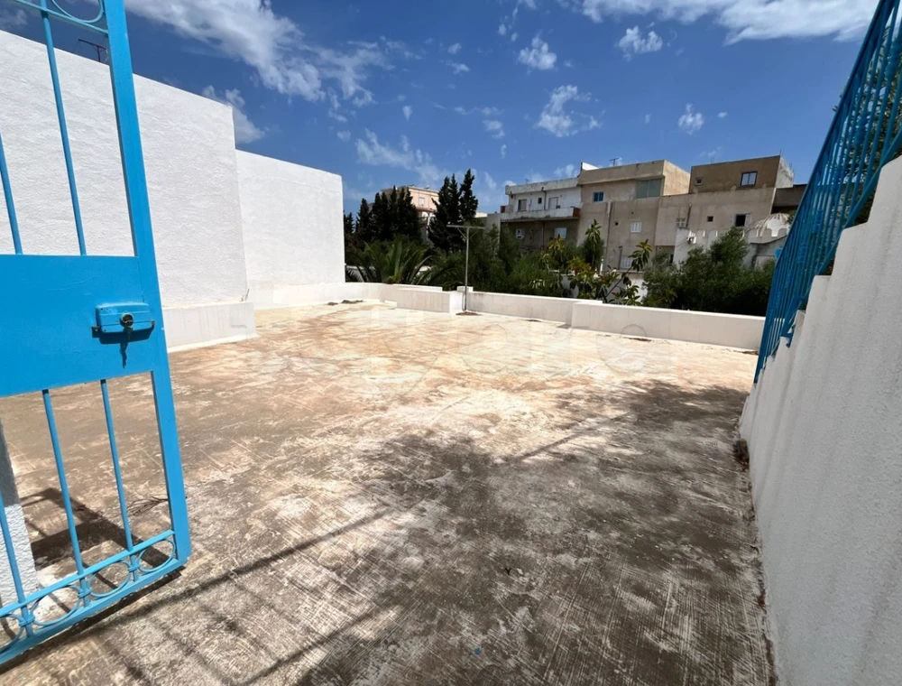 A louer à l’année un spacieux appartement S3, photo 3