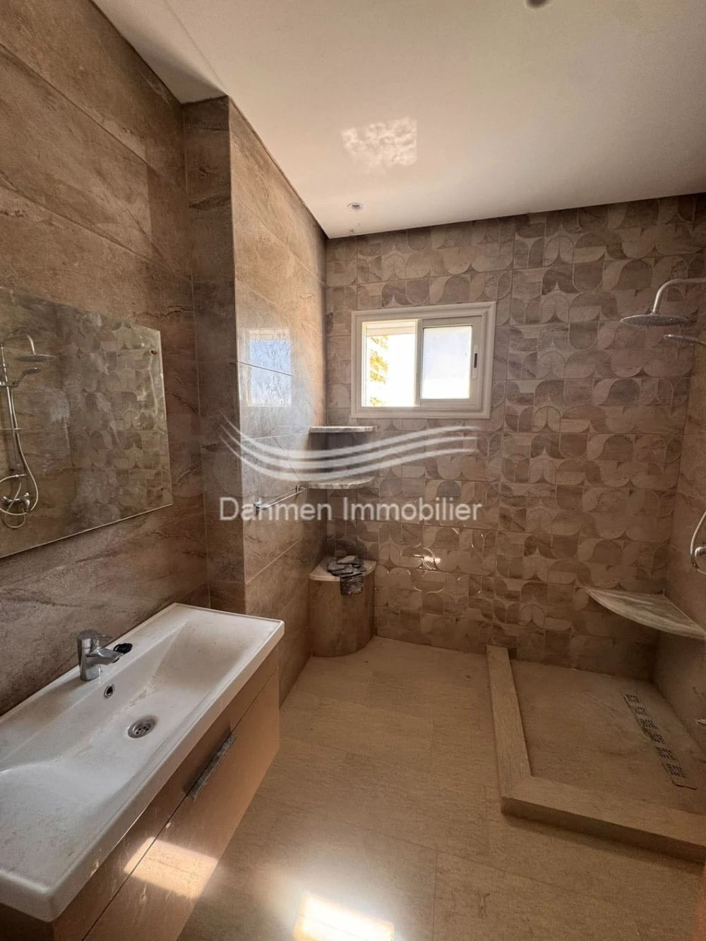 LOCATION ANNUELLE ÉTAGE DE VILLA S+3 KANTAOUI ., photo 2