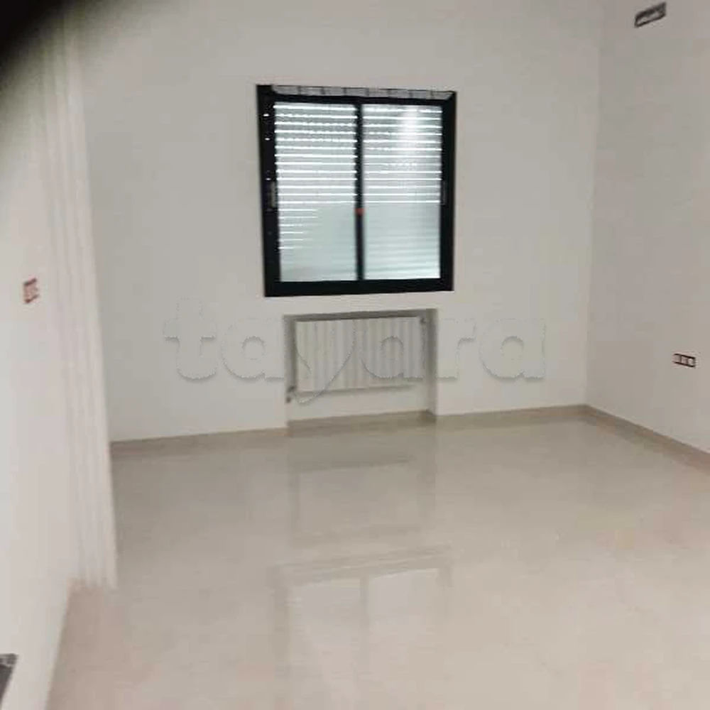 A louer un appartement S+3
Ghazala ariana, صورة 4
