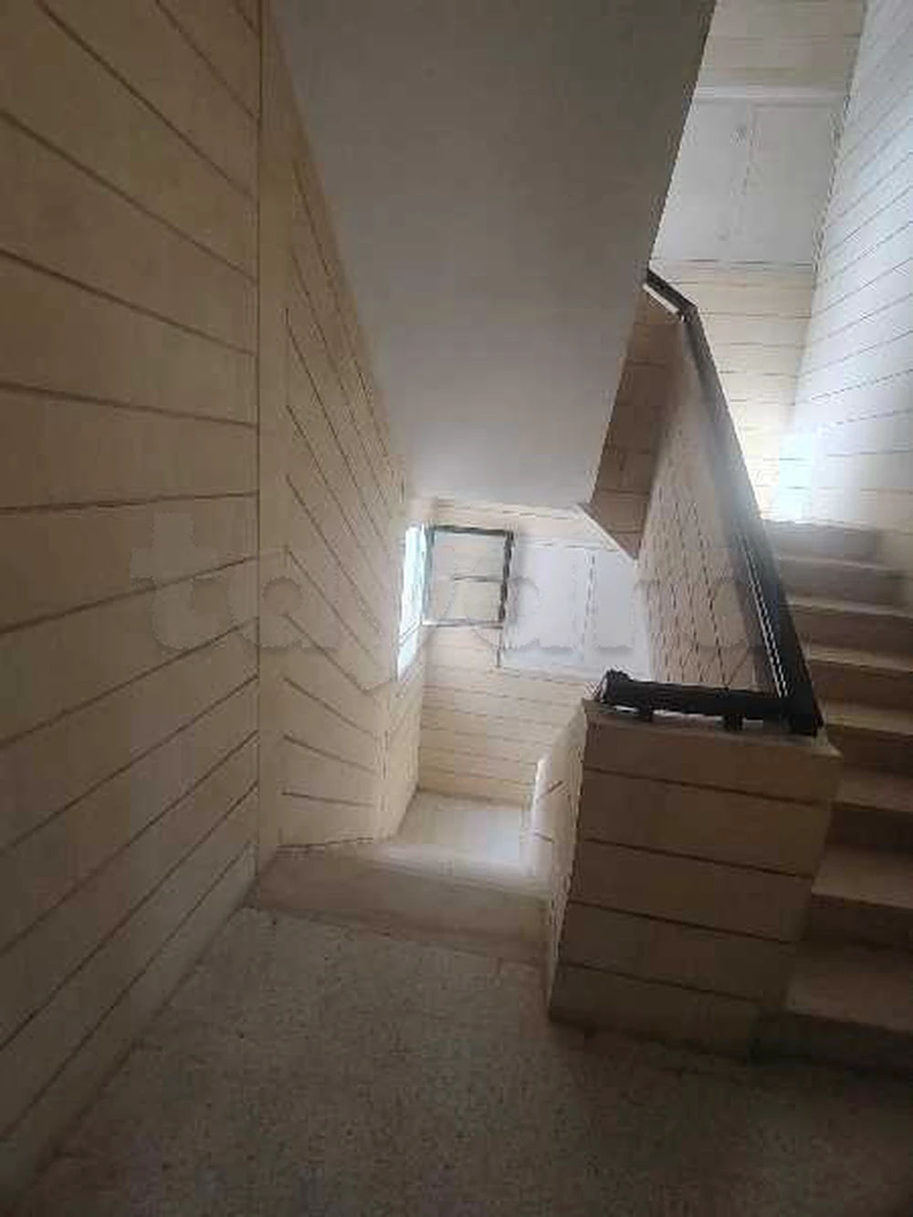 A louer appartement s+3 a enkhilet côte rond point l'escale, photo 2