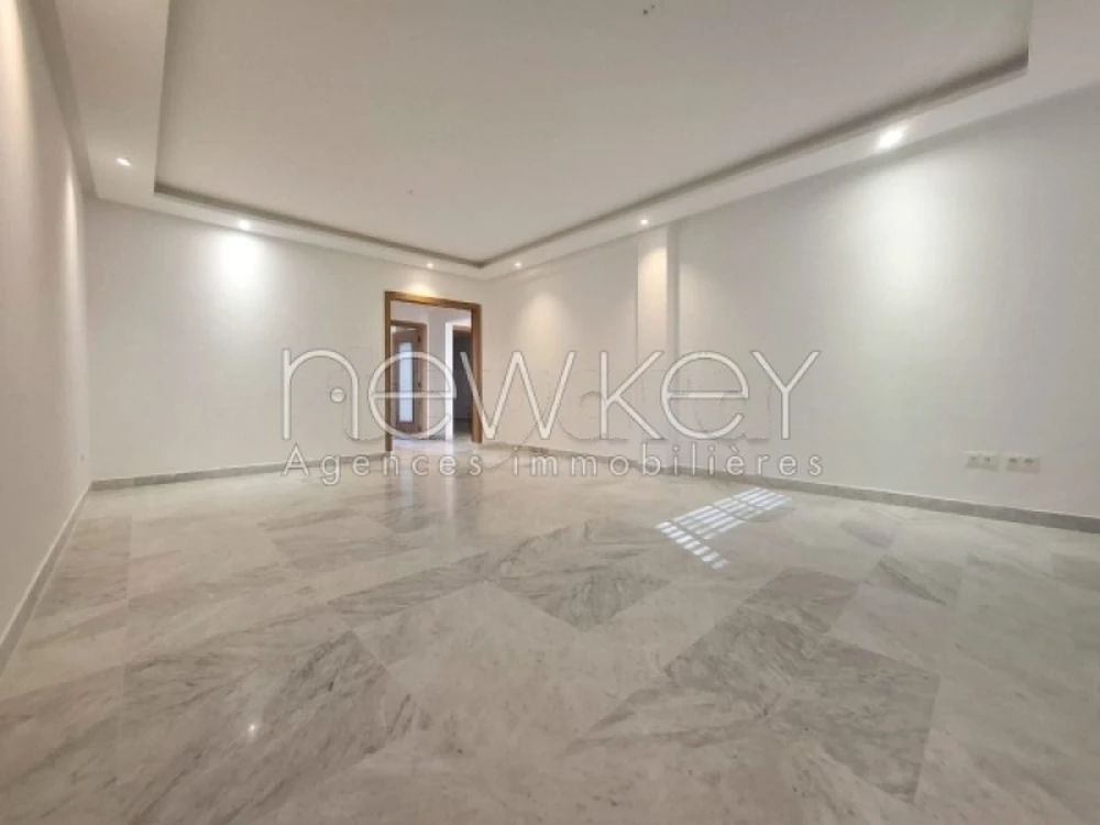 Appartement S+3 à Louer près du parc La Soukra, photo 2