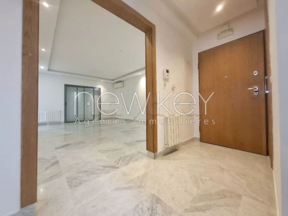 Appartement S+3 à Louer près du parc La Soukra, photo 1