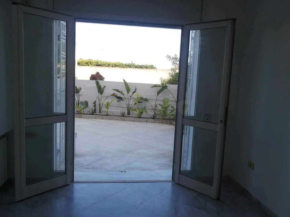 Superbe appartement S+3 haut standing avec jardin & terrasse, photo 2