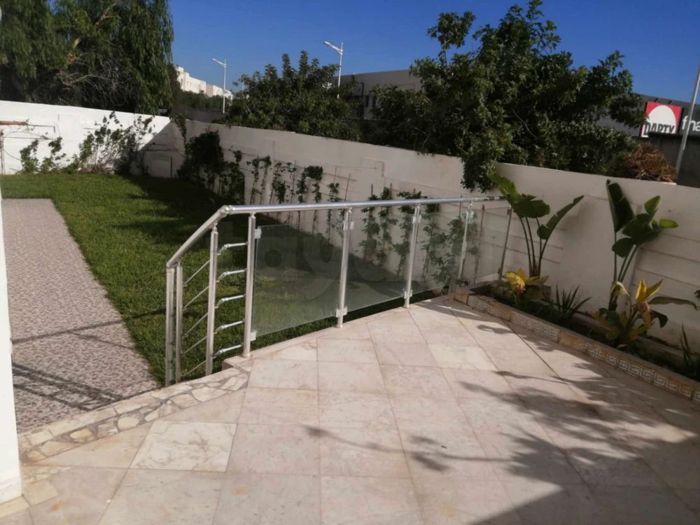 Superbe appartement S+3 haut standing avec jardin & terrasse, photo 3