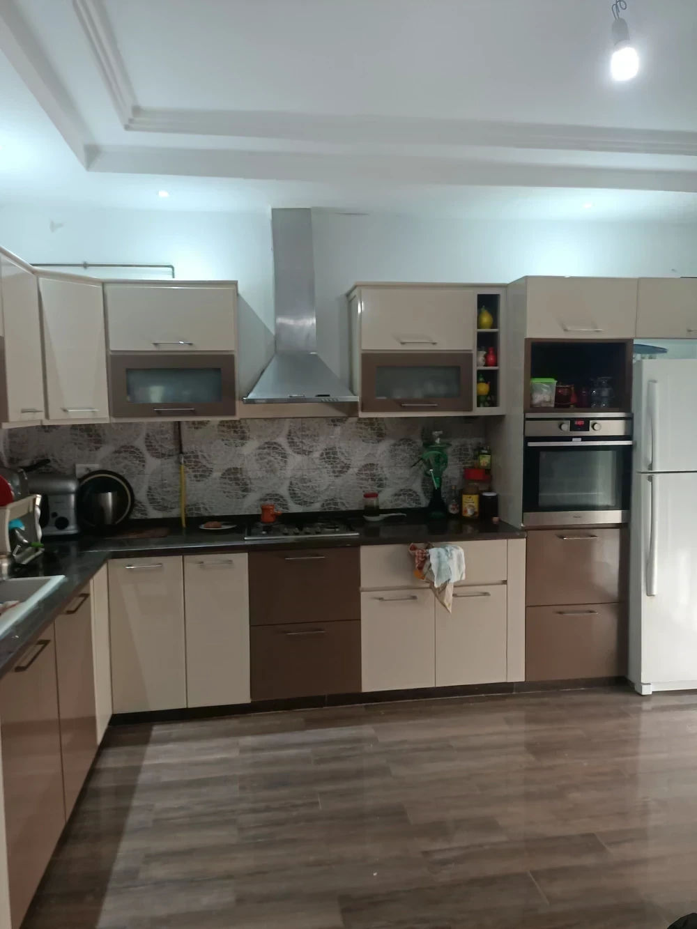 A louer par nuit et plus un 1ar étage de villa S+3 meubler à sidi ABDELAZIZ la Marsa, photo 4