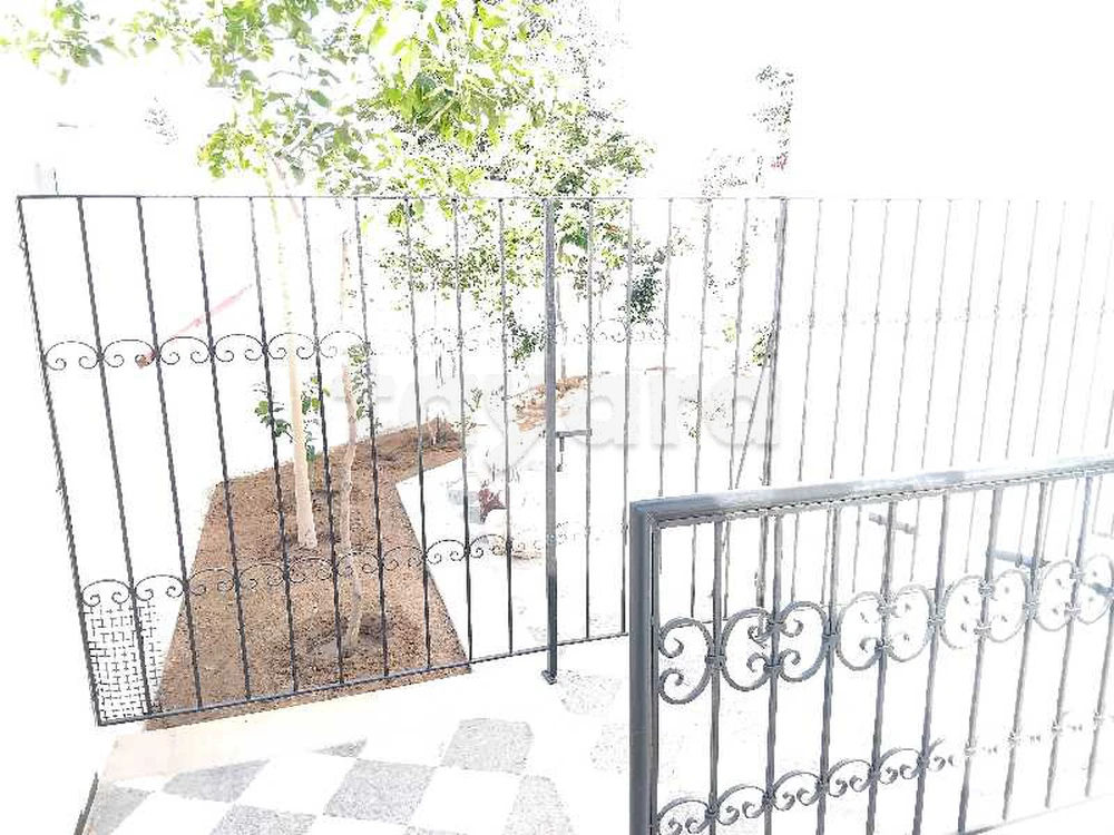R de jardin à louer à côté café maloufe, صورة 2