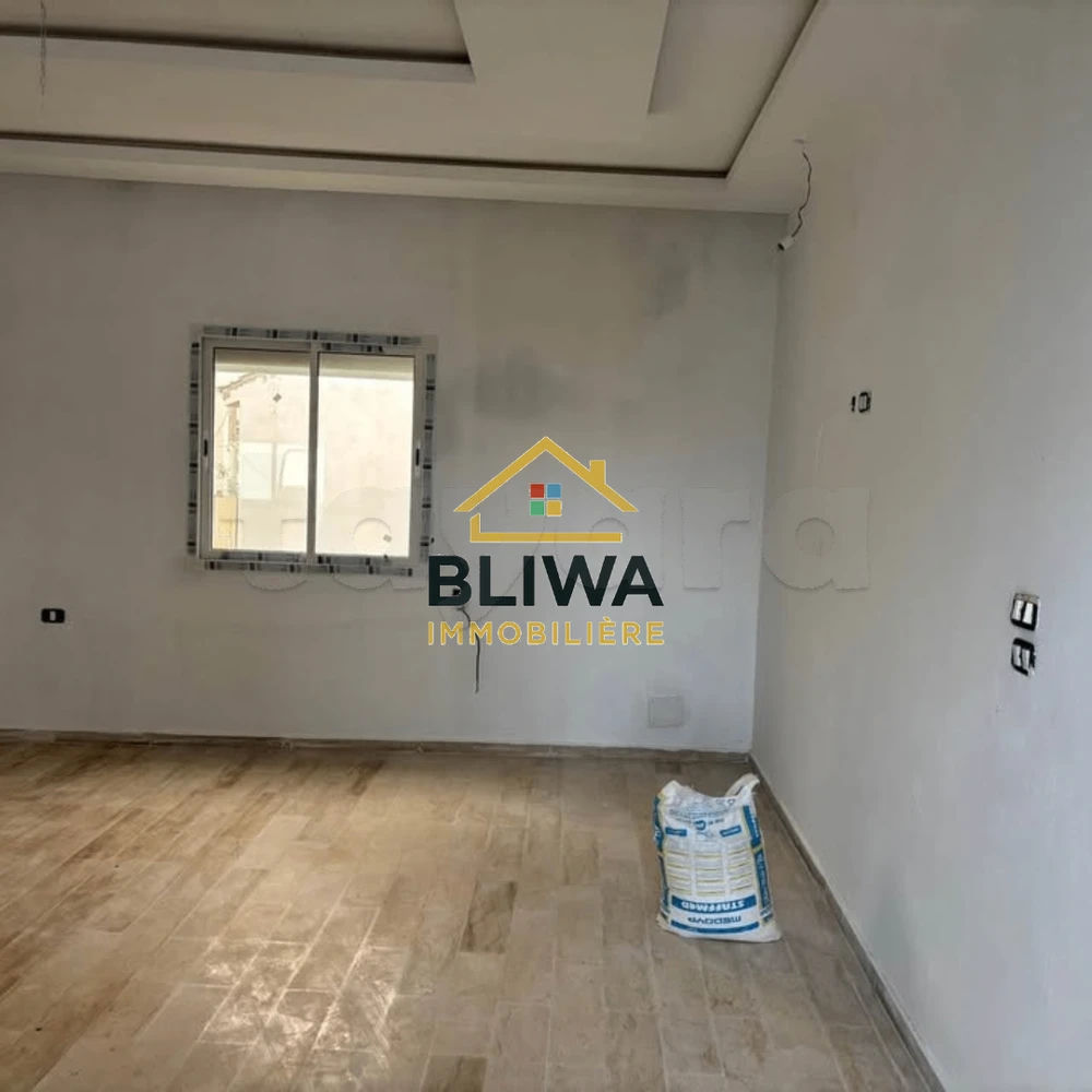 À LOUER – Etage de villa S+3 -La Soukra, photo 4