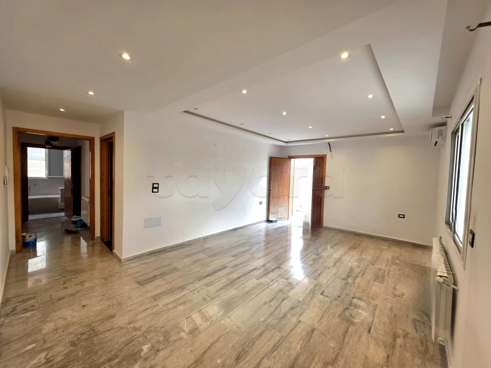 Rez de chaussée de villa en s+3 vide, صورة 2