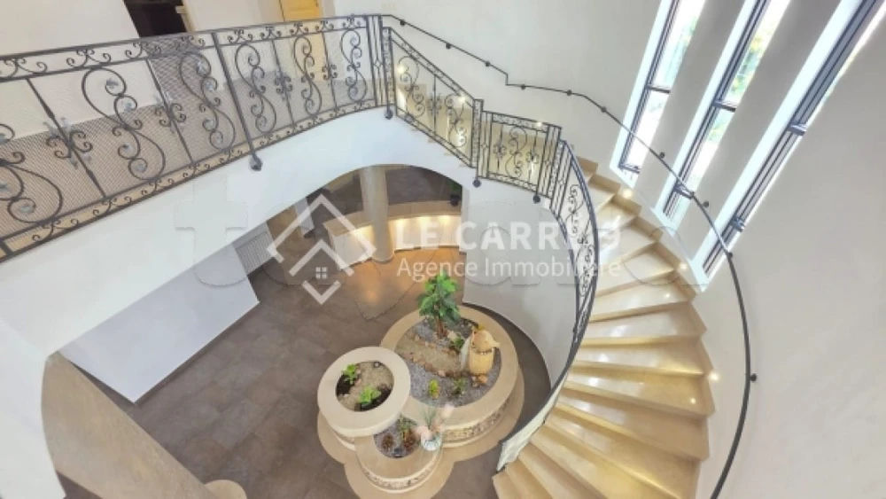 À LOUER – VILLA DE MAÎTRE AUX BERGES DU LAC 2, photo 4
