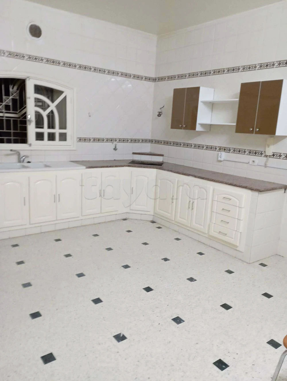 A louer villa s+3 route bouzayen klm 7, صورة 3