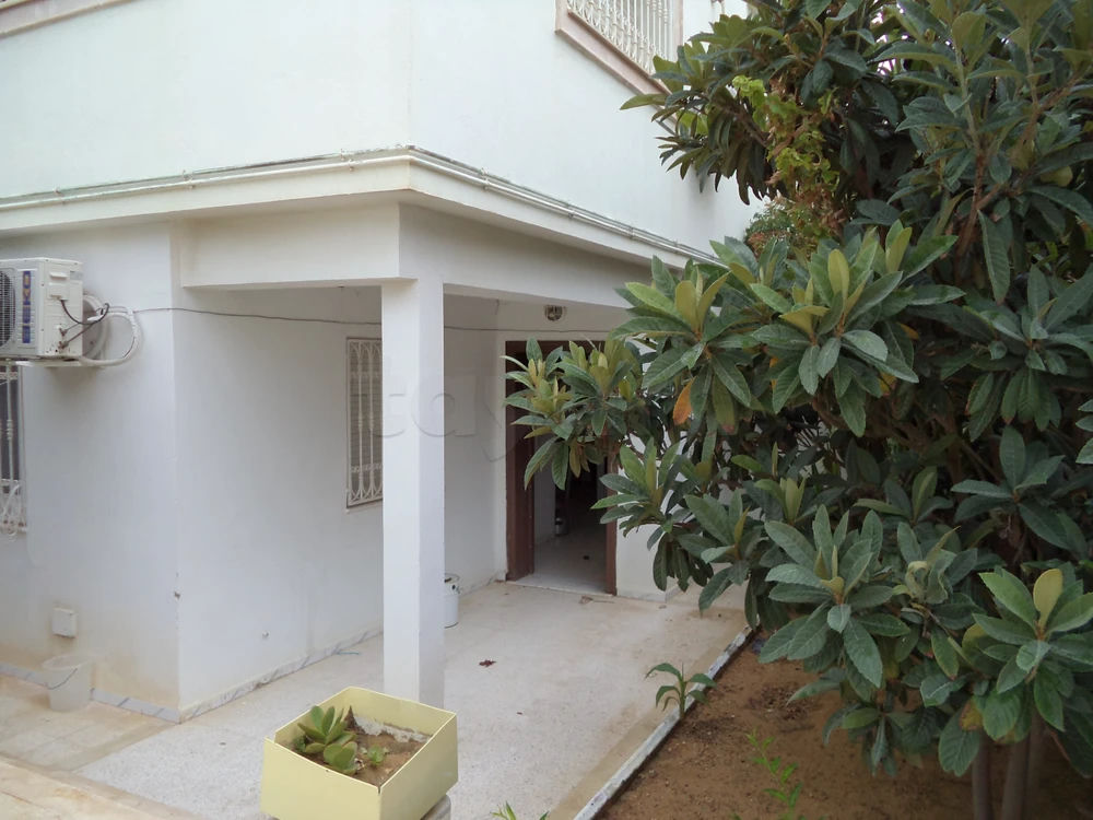 A louer villa RDJ a Jardin elmenzah 1, photo 2