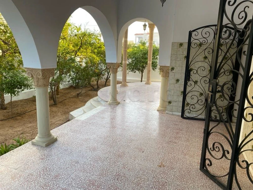 À louer le rez-de-chaussée d'une villa Route Soukra Sfax, photo 1